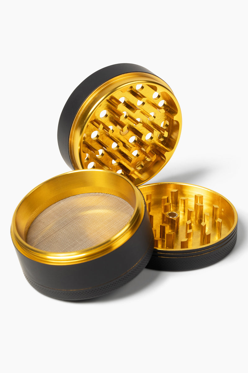 SmokeGood Signature Grinder – Black/Gold Core